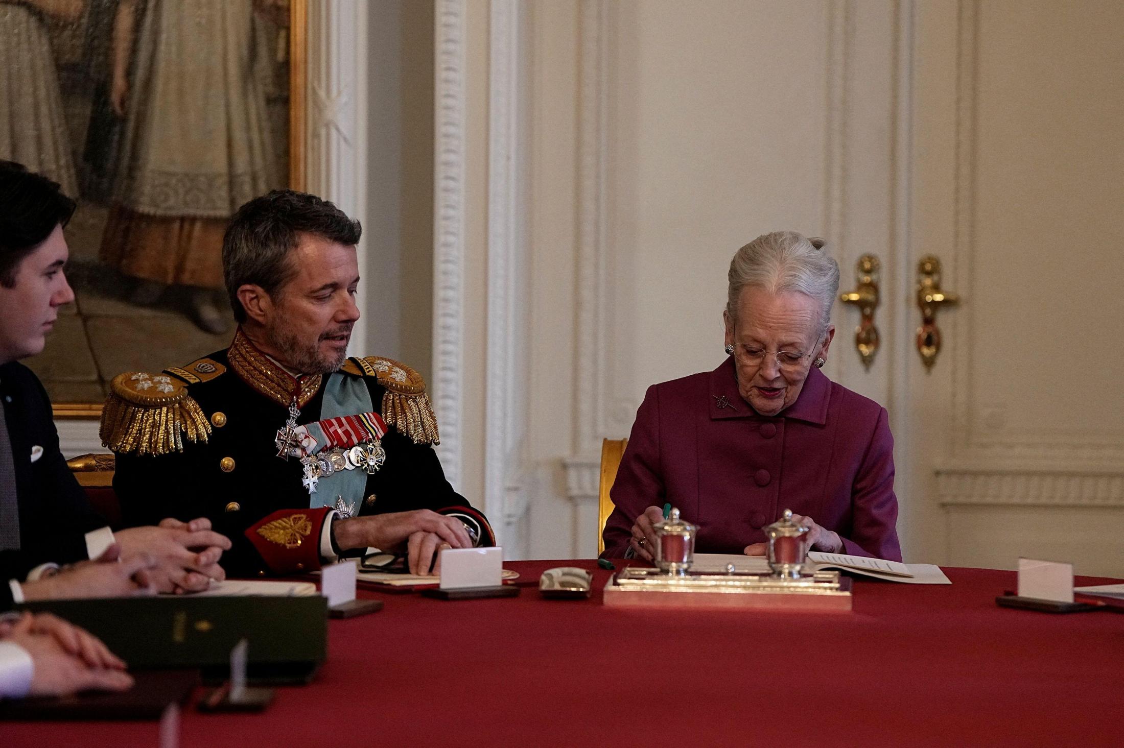 デンマーク女王が退位、83歳　自らは900年ぶり、長男継承（共同通信） - Yahoo!ニュース