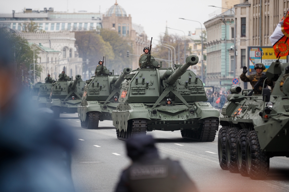 ヒト・モノ・カネで見るロシアの「軍事大国化」