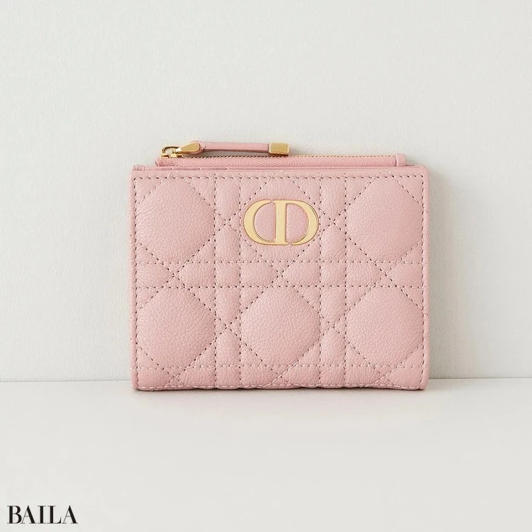 ディオールなど人気ハイブランドの「ピンク」の新作財布3選（＠BAILA