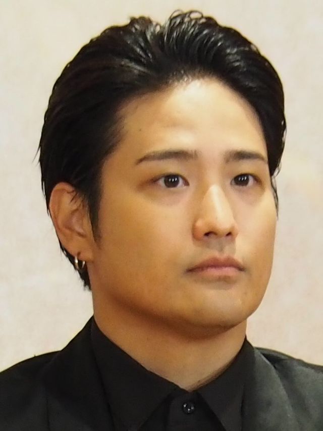 WEST. 桐山照史 34歳「入院してましてね」 心房細動で手術したことを報告（日テレNEWS NNN） - Yahoo!ニュース