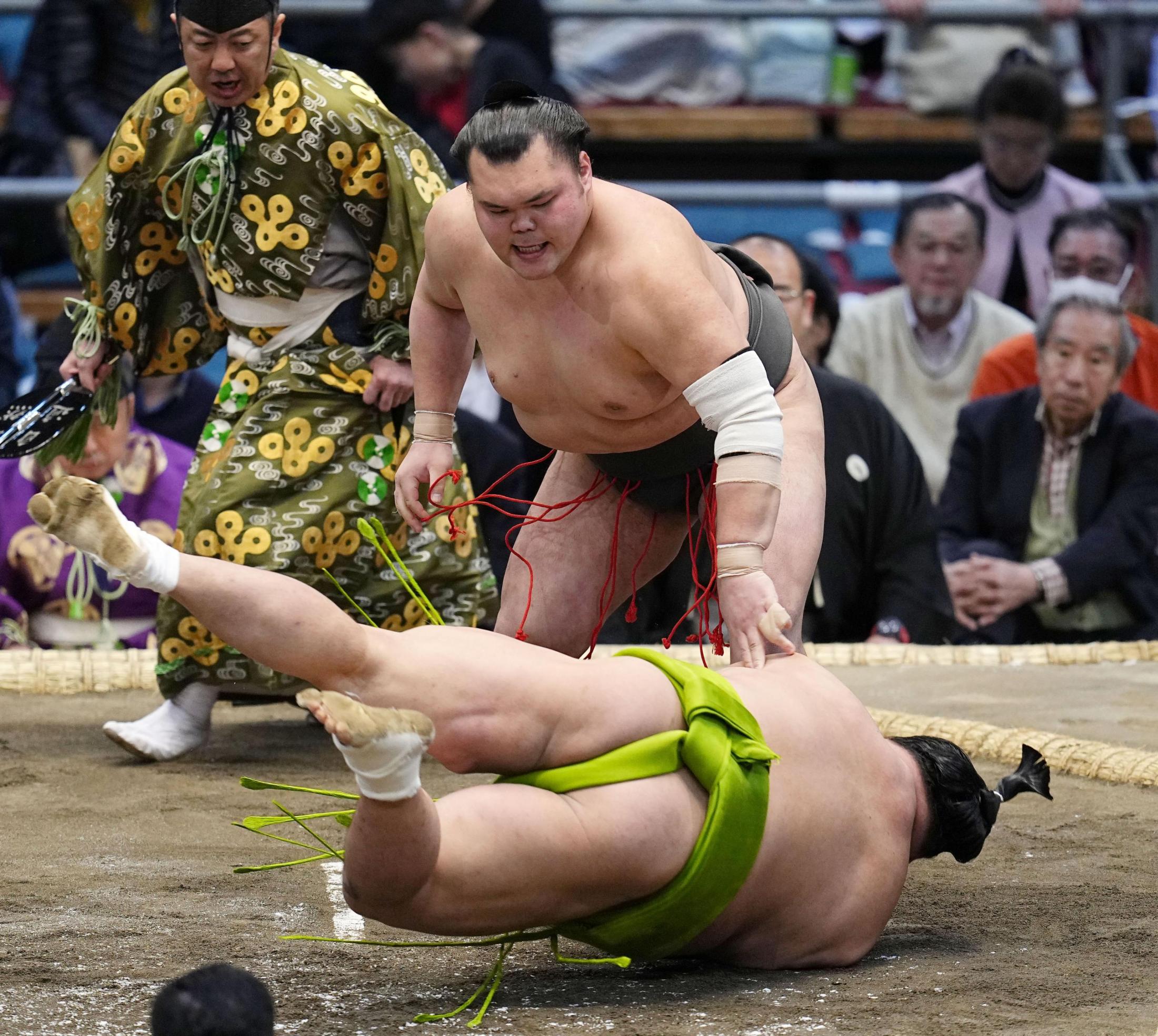 元中学横綱が新十両へ 塚原、西幕下4枚目で5勝（共同通信） - Yahoo!ニュース