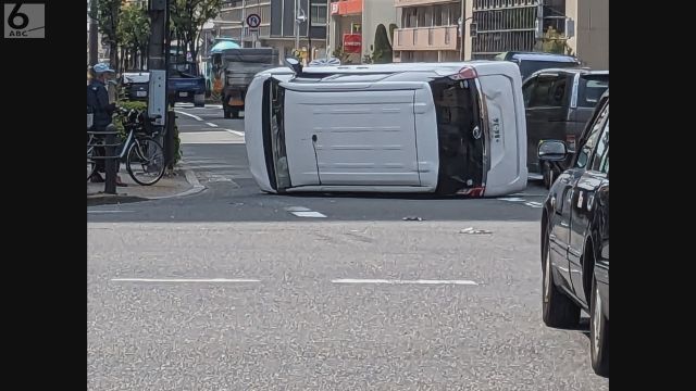 交差点でワゴン車が横転　「オイル漏れがある」と通報　４０代男性けが　大阪・西区(ABCニュース)