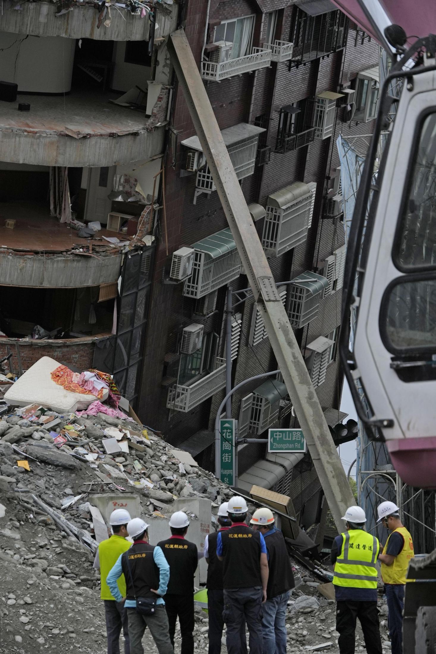 台湾地震72時間経過、9人捜索 600人孤立地域へ道路一部開通（共同通信） - Yahoo!ニュース