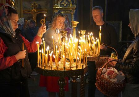 ウクライナ戦時下3度目の復活祭　勝利と前線の兵士の無事祈る(共同通信)