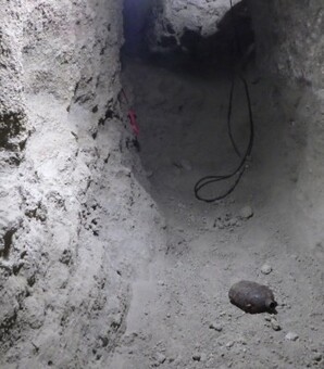 なぜ「手榴弾と遺骨」が一緒に出てくるのか…硫黄島「全長50メートルの地下壕」での困難(現代ビジネス)