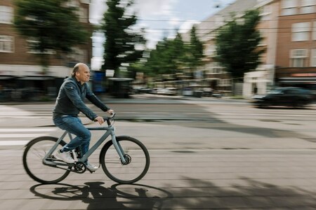 電動アシスト付き自転車でも心と体の健康には十分、むしろ非電動よりいい点も、驚きの実力(ナショナル ジオグラフィック日本版)