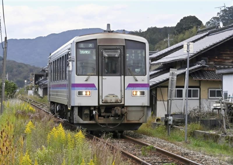 「鉄道廃線は地方を孤立させる」赤字ローカル線の存廃議論で欧州から学ぶべきこと オランダの鉄道社員「鉄道インフラは民間ビジネスという考えに違和感」（47NEWS）  - Yahoo!ニュース