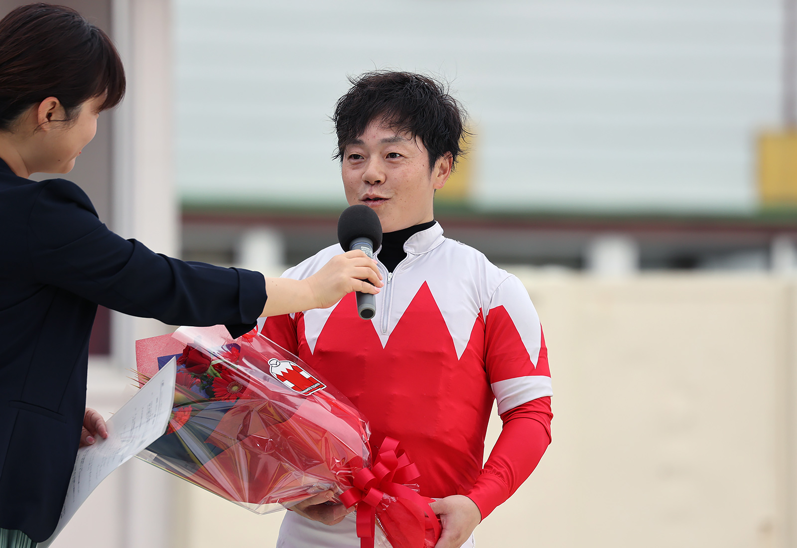 【岩手競馬】山本聡哉騎手・地方通算2500勝セレモニー…「3000勝を目標に」