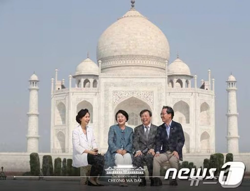 韓国・前大統領の妻、専用機でインド訪問、機内食だけで総額700万円超は妥当か（KOREA WAVE） - Yahoo!ニュース