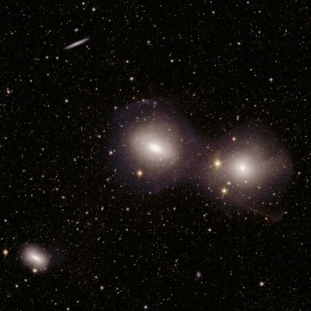 ESAユークリッド宇宙望遠鏡が撮影した「かじき座銀河群」の銀河たち(sorae 宇宙へのポータルサイト)