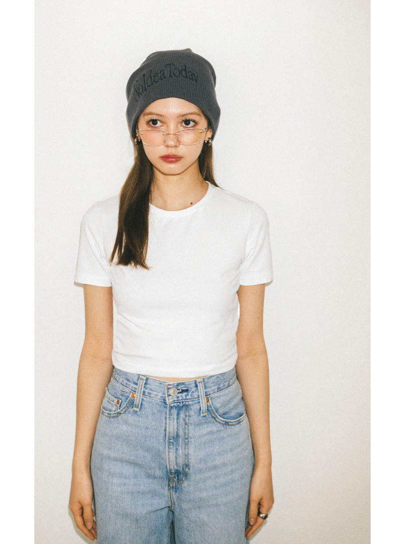 zara t シャツ 白