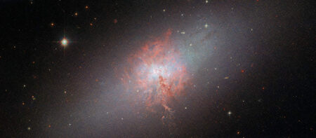 ハッブル宇宙望遠鏡が撮影した“ケンタウルス座”の不規則銀河「NGC 5253」(sorae 宇宙へのポータルサイト)