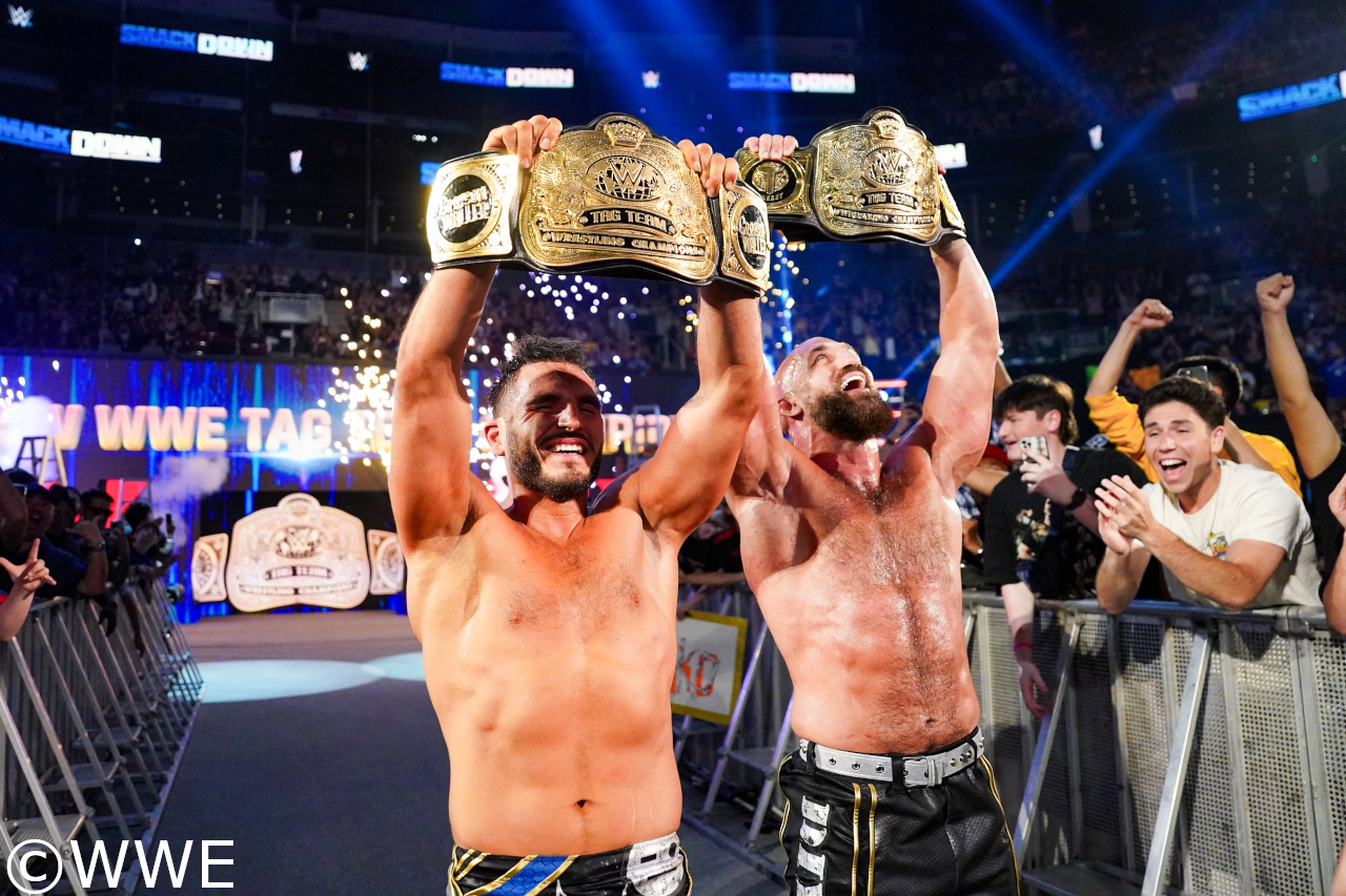 トマソ・チャンパ＆ジョニー・ガルガノが悲願のWWE世界タッグ王座戴冠！（バトル・ニュース） - Yahoo!ニュース