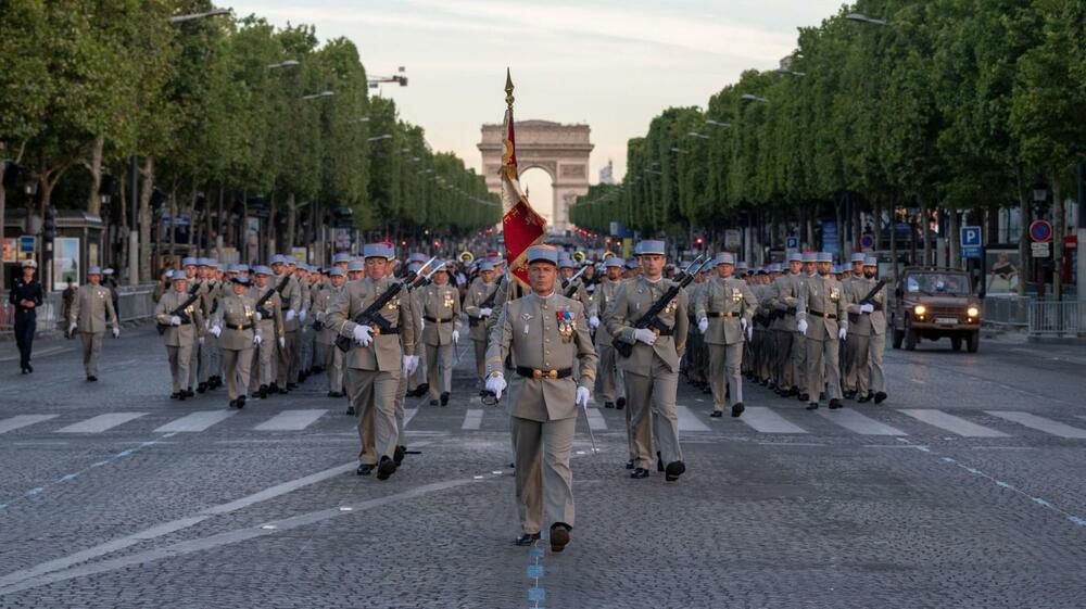 フランス地上軍派遣構想に「核恫喝」を嗅ぎ取る核大国ロシアの疑心暗鬼