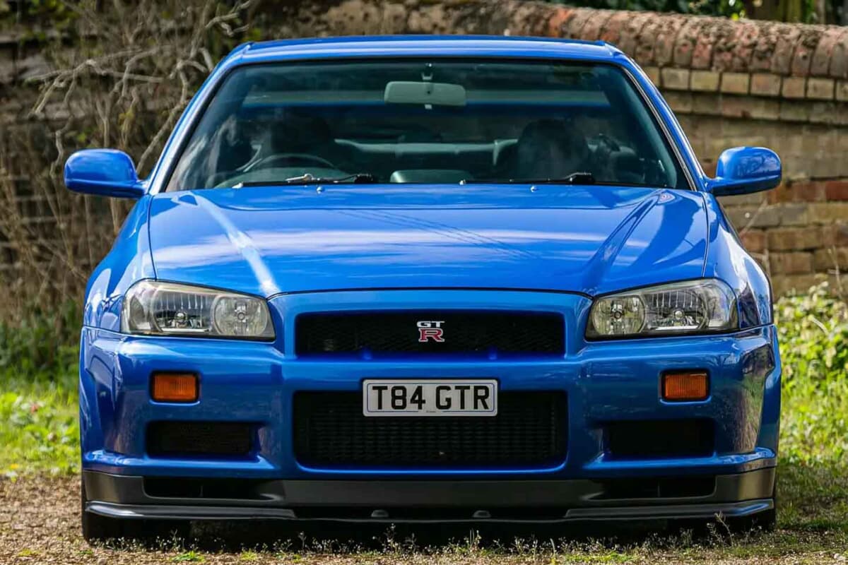 日産R34「スカイラインGT-R V-Spec」が約2400万円にまで！ 日本の書類一式とともに英国に渡った個体が驚きの価格で落札されました（Auto  Messe Web） - Yahoo!ニュース