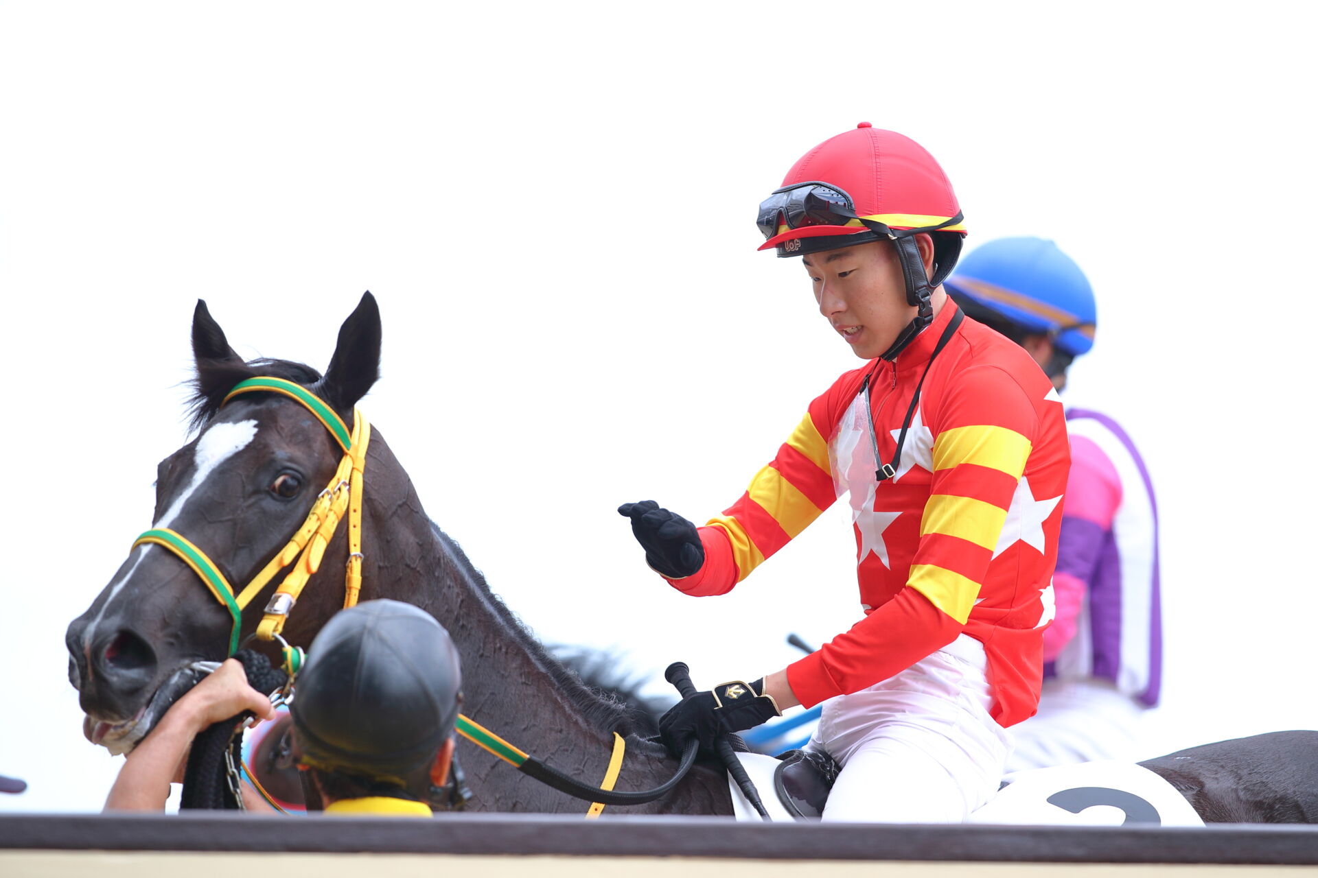 【札幌7R】高杉吏麒騎乗 セッテイロクが単勝1.4倍の支持に応える