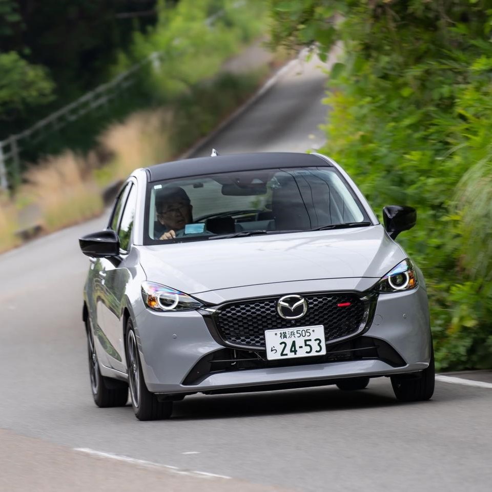 完熟の「ディーゼルターボ×6速MT」初試乗！で、初期型デミオから最新のMAZDA2への乗り換えをリアルオーナー目線で考えてみた【スタッフブログ  ちょこっと試乗スペシャル】（Webモーターマガジン） - Yahoo!ニュース