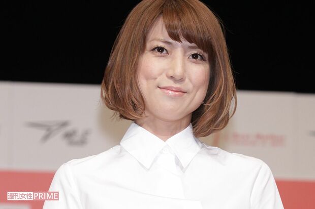 もはやイジりだよね？」hitomi、48歳水着姿への“褒めハラ”記事が生み出す反感（週刊女性PRIME） - Yahoo!ニュース