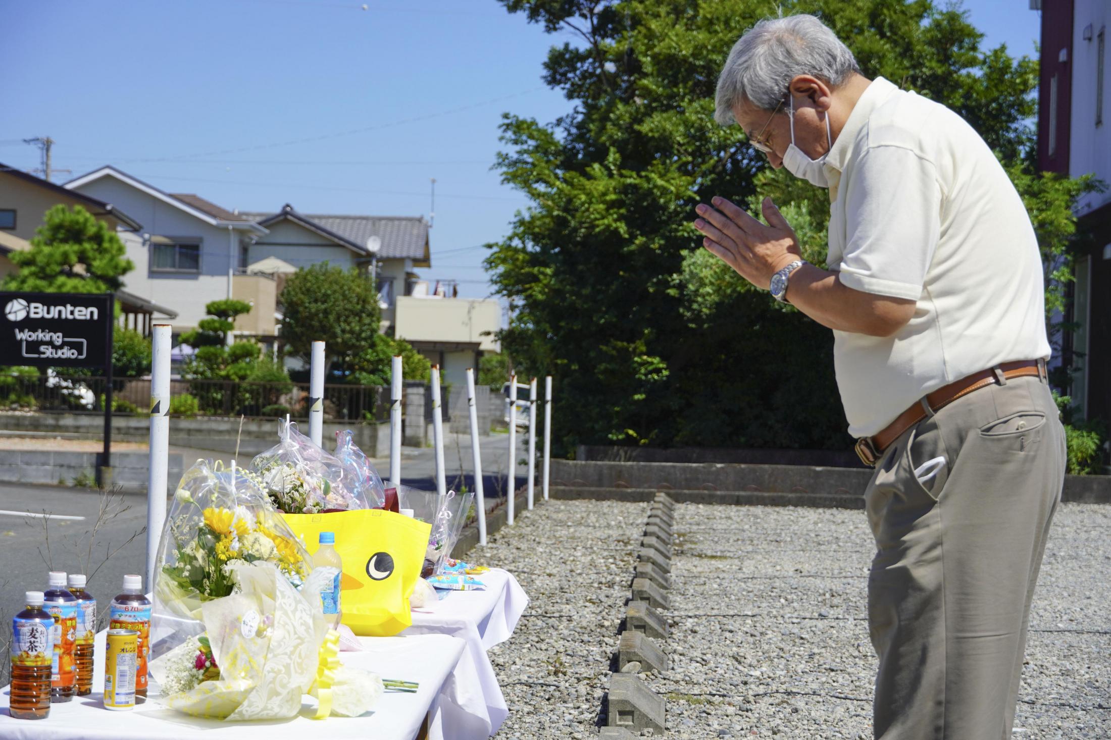 バス置き去り事件父親 ストア