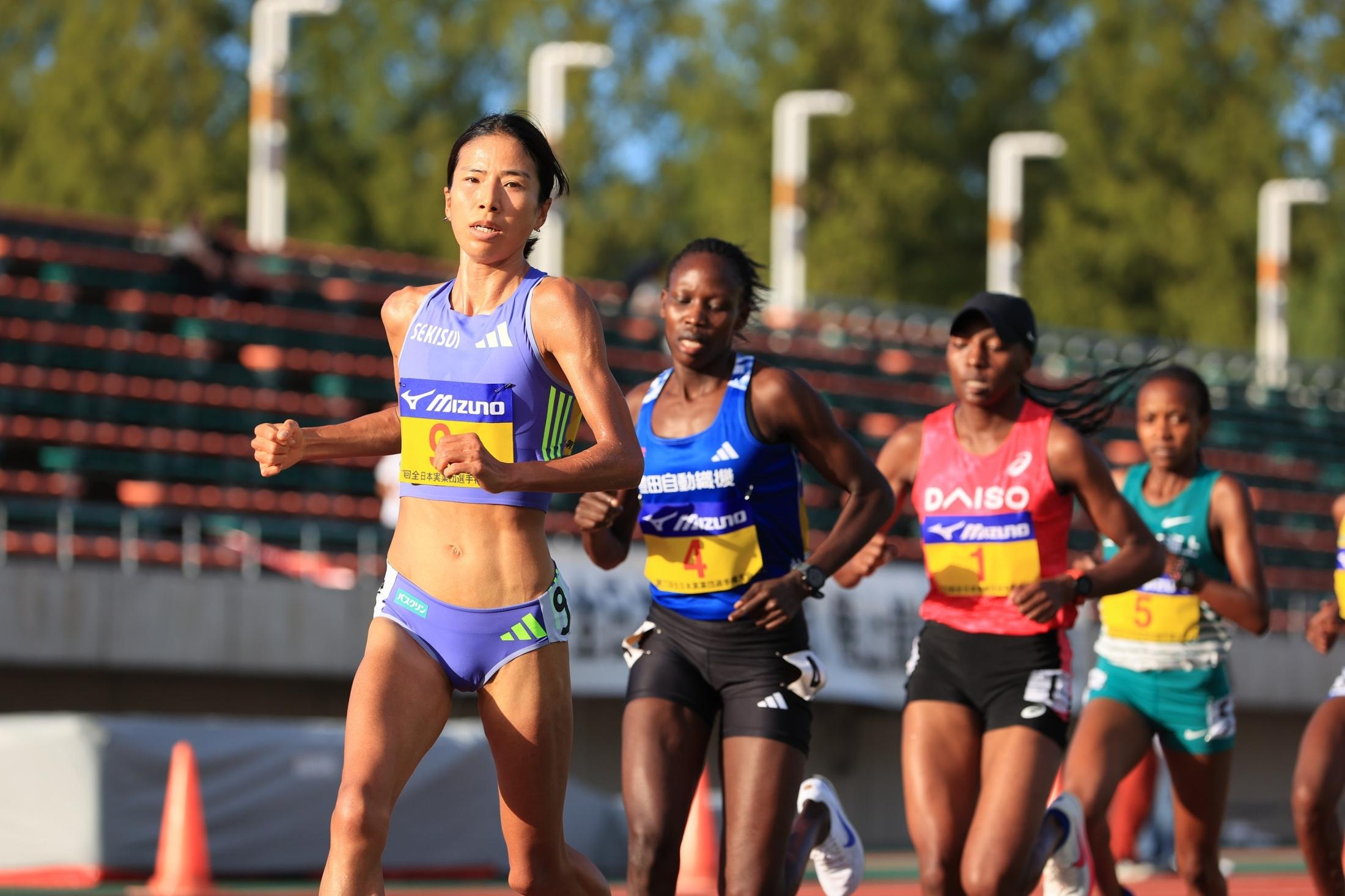 陸上】5000m新谷仁美が15分14秒18も「惨敗だった」ヒューストンでのマラソン日本新に照準／全日本実業団（月刊陸上競技） - Yahoo!ニュース