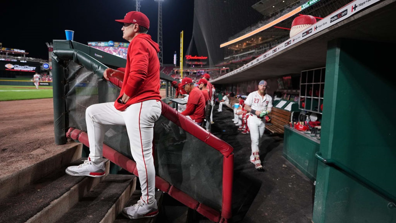 MLB】レッズがベル監督の解任を発表 残り試合はベナビデス・ベンチコーチが監督代行を務めることに（MLB.jp） - Yahoo!ニュース