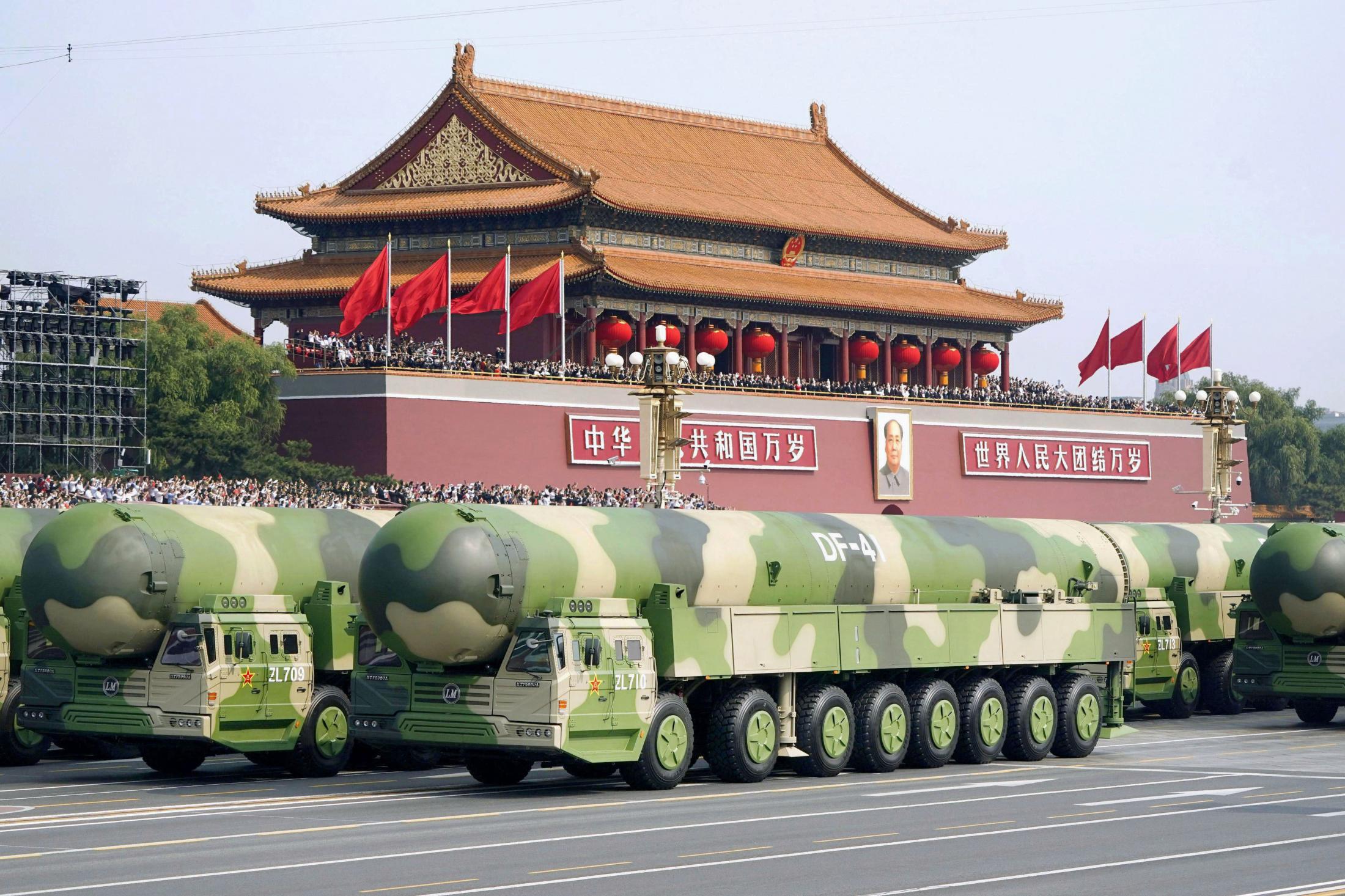 希少 1/64 DF-31 中国人民解放軍ロケット軍 大陸間弾道ミサイルICBM 希少 1/64 DF-31 中国人民解放軍ロケット軍 大陸間弾道ミサイルICBM