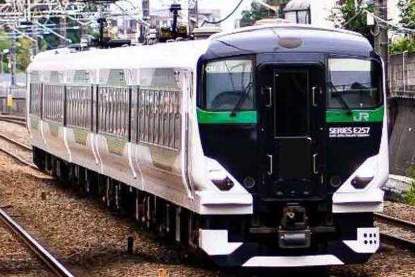 埼玉から新潟まで直通する特急」今秋も運転！日本一のモグラ駅に長時間停車 10月から時刻変更（乗りものニュース） - Yahoo!ニュース