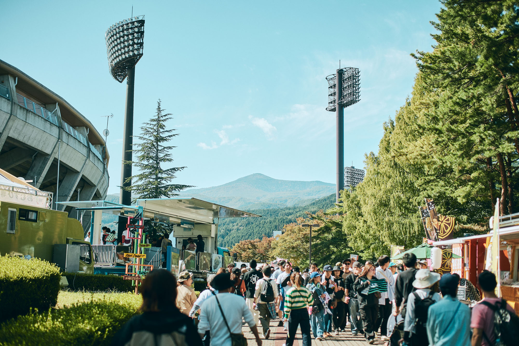 10月19日(土)、20日(日)福島県福島市・あづま総合運動公園で開催！ フェス初心者にも優しい『LIVE AZUMA  2024』の楽しみ方とは？（ぴあ） - Yahoo!ニュース