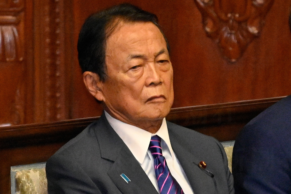 負け惜しみにしか聞こえない」 落日の麻生太郎氏、最高顧問を打診され「俺も大勲位と同じ立場か」（デイリー新潮） - Yahoo!ニュース