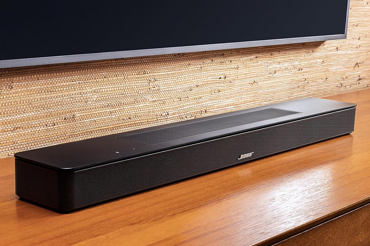 ボーズ、Dolby Atmos対応サウンドバー「Bose Smart Soundbar」。イヤーカフ型完全ワイヤレスとのペアリング機能も（PHILE  WEB） - Yahoo!ニュース