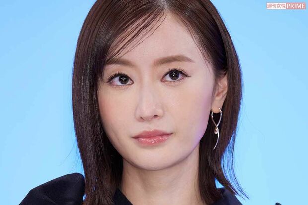 この髪型はきついわ」松本まりかの“個性的ヘア”に戸惑い、40歳からの斬新イメチェン（週刊女性PRIME） - Yahoo!ニュース