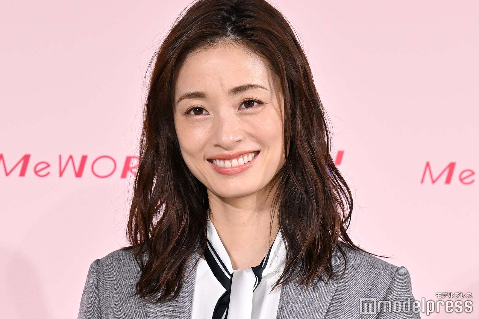 上戸彩、“守りたくなる”共演女優を絶賛「フェロモンがムンムン」「コロっといっちゃう」（モデルプレス） - Yahoo!ニュース