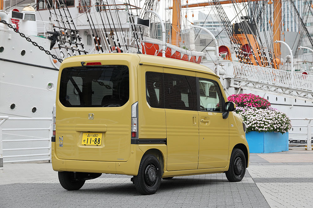 乗り味の良さはバッテリーのおかげ？】ホンダのBEVモデル、N-VAN e:試乗記（AUTOCAR JAPAN） - Yahoo!ニュース