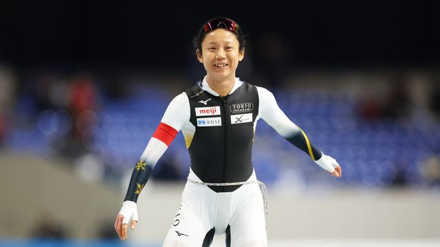 高木美帆 1000mは大会新記録でV 国内開幕戦は3冠 スピード