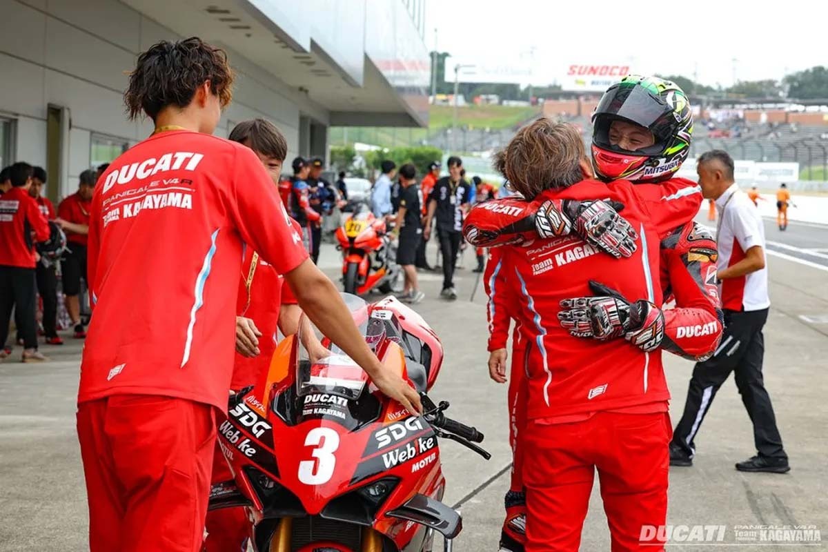 TeamKAGAYAMA】2024 MFJ全日本ロードレース選手権シリーズ第8戦第56回MFJグランプリスーパーバイクレースin  鈴鹿（Webikeプラス） - Yahoo!ニュース