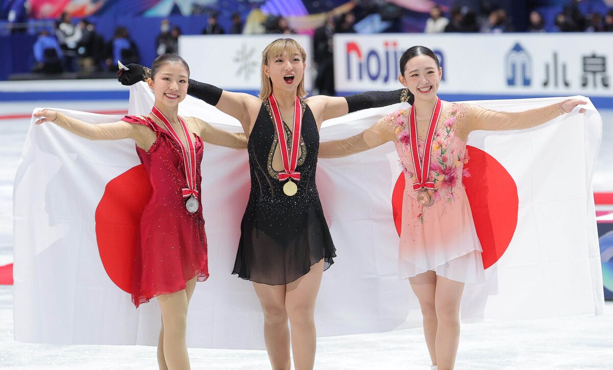 フィギュア女子、ＧＰ４戦目までのメダル１２個中１０個が日本勢！ Ｖ２坂本花織も「えっ、すっごくない！？」（スポーツ報知） - Yahoo!ニュース