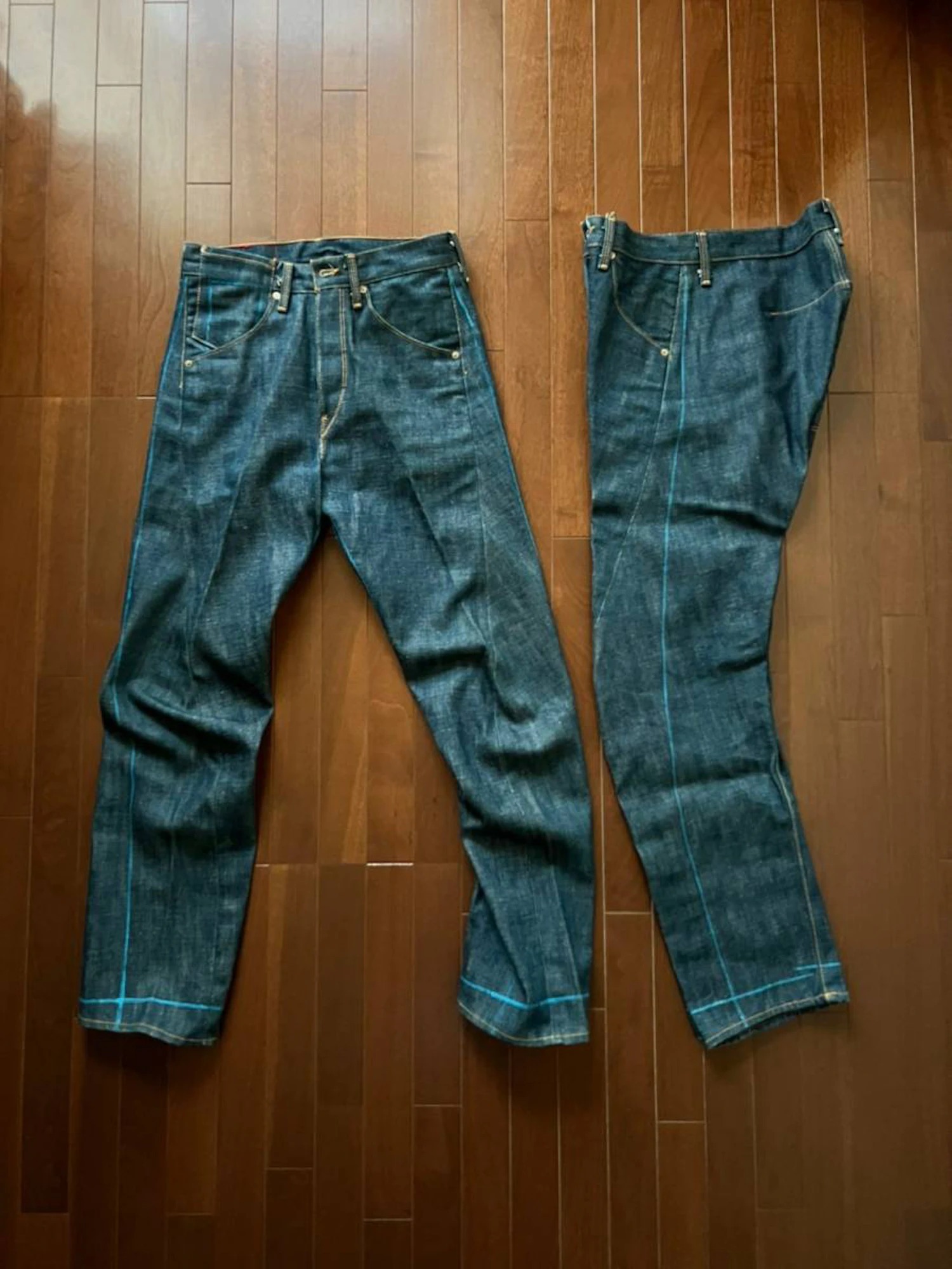 Levi's RED リーバイスレッド LEVI'S 00S 1ST 立体裁断 ブルー