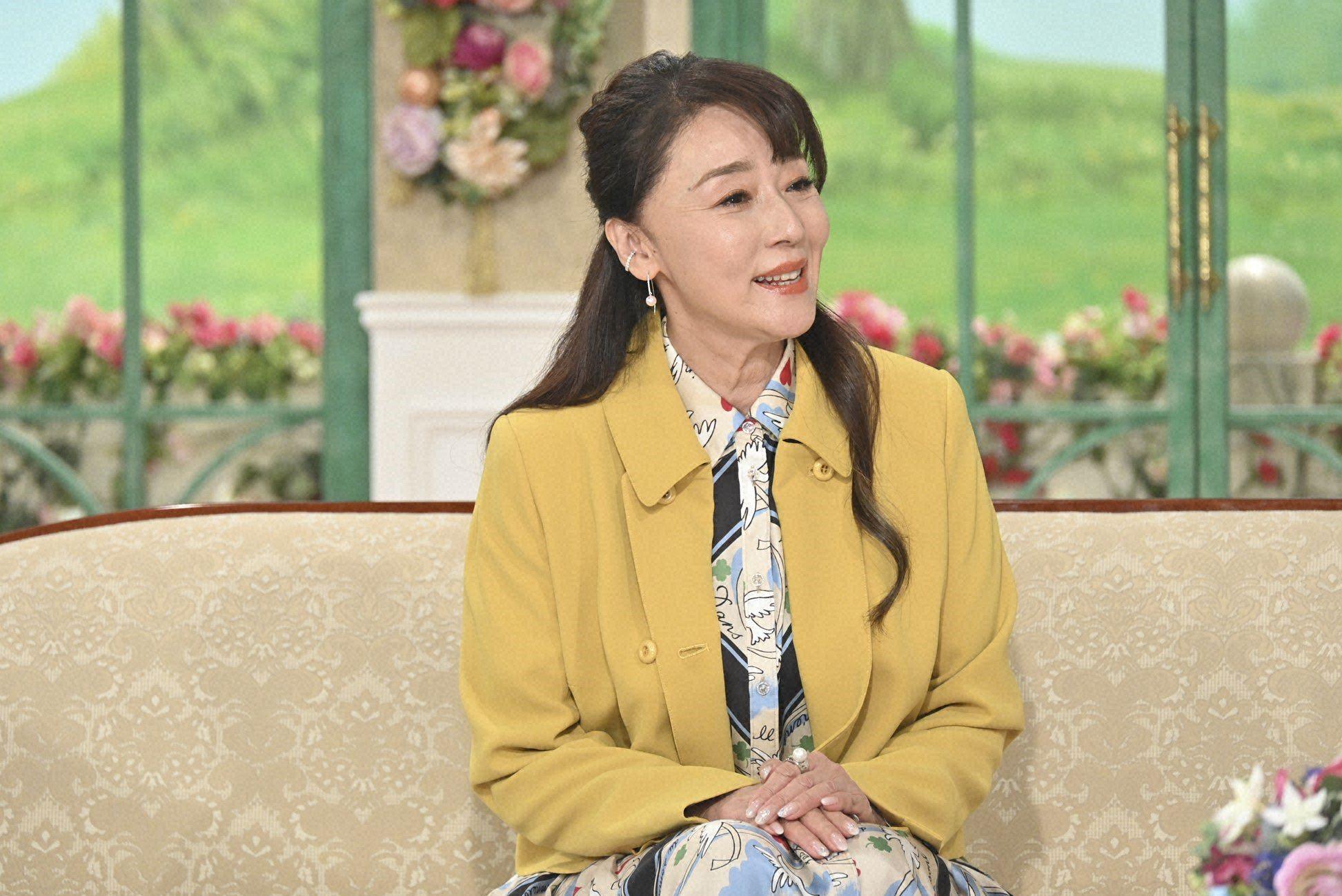 浅野ゆう子＞57歳で結婚 一番喜んだのは母 結婚記念日は北陸の寿司店に 「理想的な生活」 「徹子の部屋」で語る（毎日キレイ） - Yahoo!ニュース