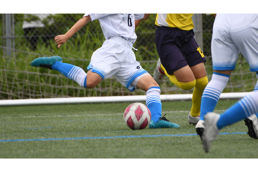 ジェンダー教育で男女混合サッカー、骨折した女子中学生の家族が怒り　「虐待じゃないのかこれ」（ENCOUNT） - Yahoo!ニュース