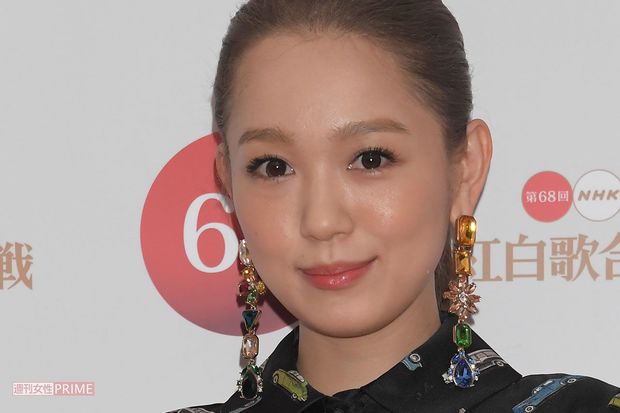 こんな顔だっけ」西野カナ、復活ライブでギャル路線から“演歌歌手風”への激変にネット困惑（週刊女性PRIME） - Yahoo!ニュース