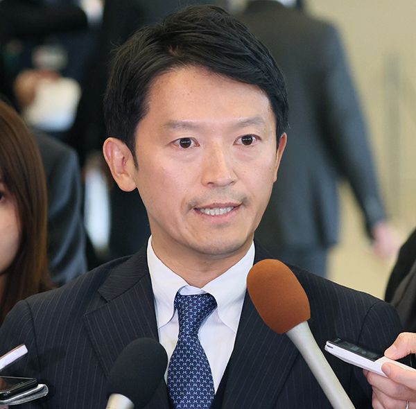 “公選法違反”疑惑を生んだ斎藤元彦(47)とPR女社長「会議室の蜜月」《折田楓氏は知事肝いり3大会議に抜擢されて…》【全文公開】