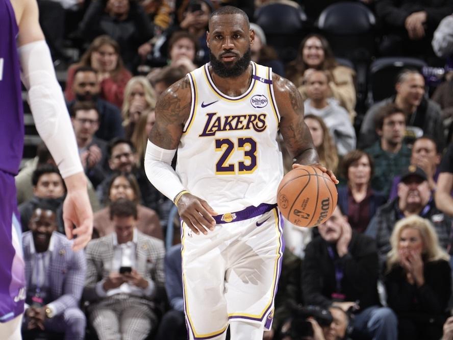 NBA】調子の上がらないレブロン・ジェームズ、82試合フル出場の