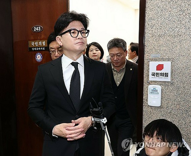 韓国与党代表「尹大統領の退陣推進」　職務から事実上除外