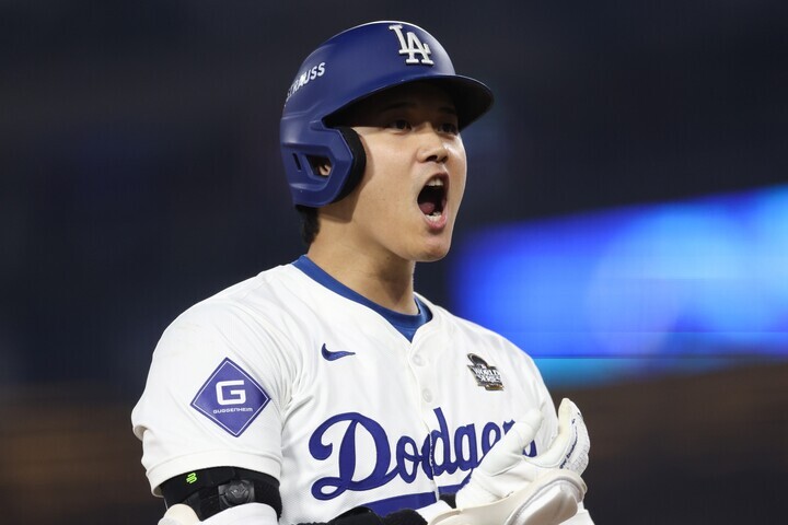 な、な、なにこれ！」ドジャース大谷翔平、英字＆漢字の直筆サイン入り“激レア”カードが話題「これは欲しい！」「漢字やばい最高」（THE DIGEST）  - Yahoo!ニュース