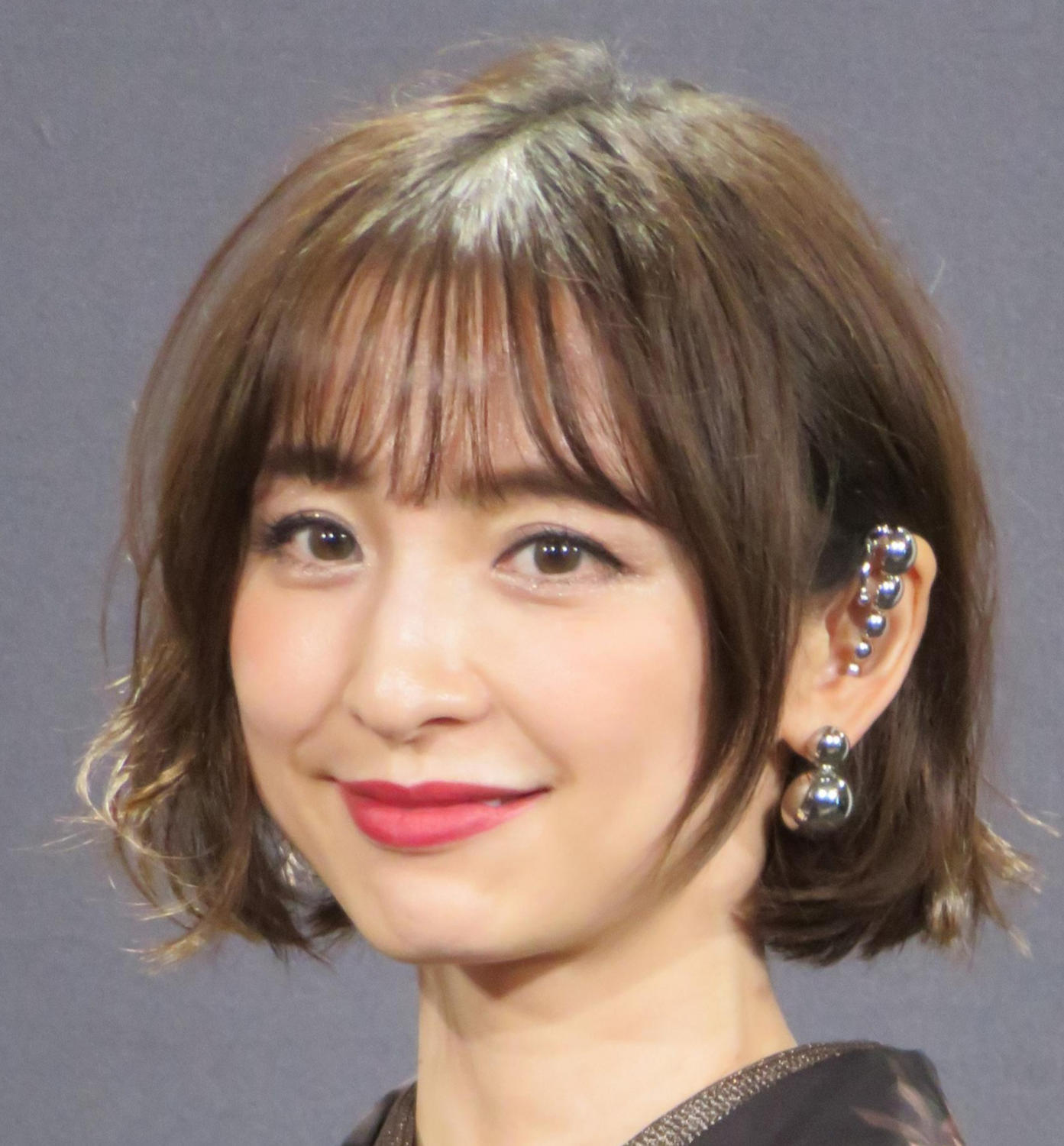 篠田麻里子、リニューアルした劇場でAKB48を応援「母目線で感動してました」（日刊スポーツ） - Yahoo!ニュース