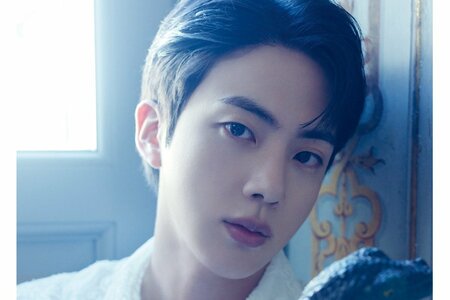BTS JIN、写真集「Special 8 Photo-Folio」来月2日発売
