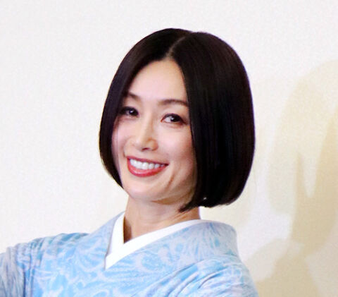 酒井法子５３歳 サウナで妖艶美ボディーにネット衝撃！「マドンナ いや、天使」「セクシー過ぎます」（スポーツ報知） - Yahoo!ニュース