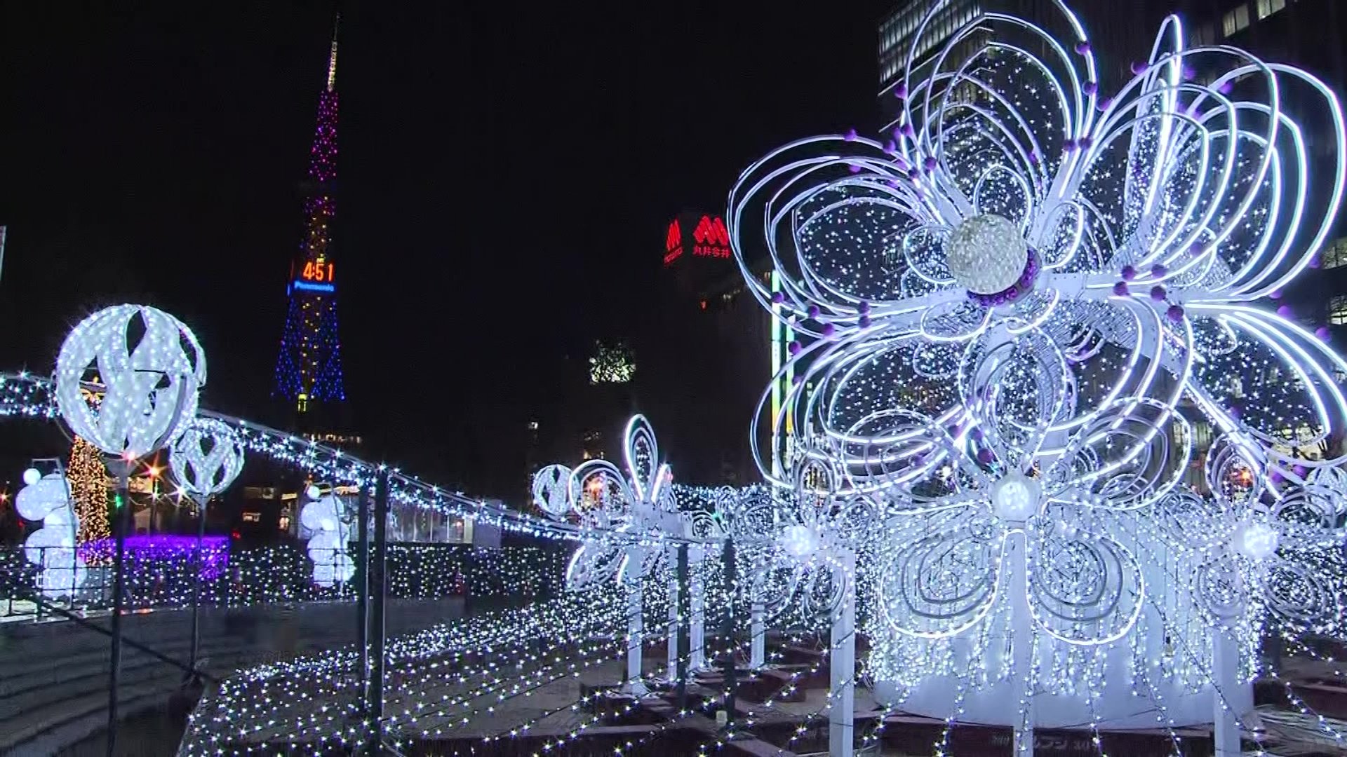 クリスマスに立ちはだかる"平日の壁と物価高"…「前の週にクリスマスっぽいことしたいな～」パーティーは分散型へ…物価高でケーキはちょっぴり小さく?…今年は24日が火曜日・25日が水曜日なんです（FNNプライムオンライン） - Yahoo!ニュース