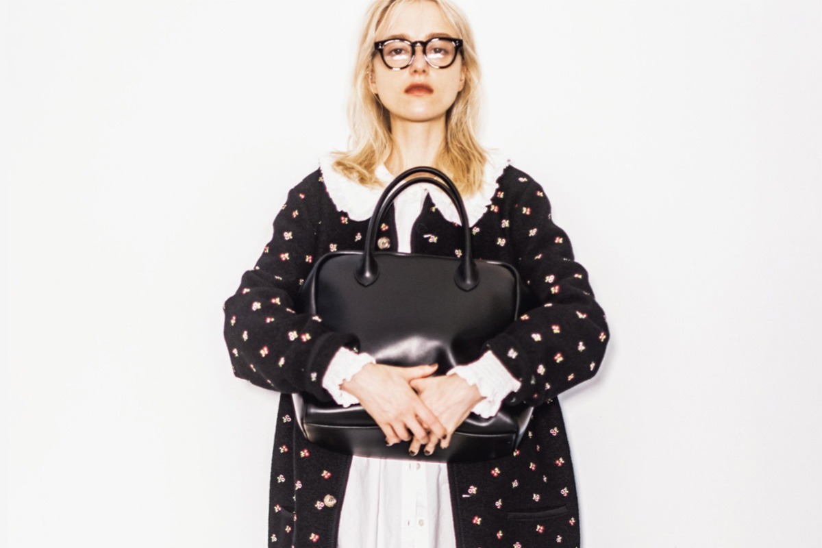 ジジ GIGI ハンドバッグ トートバッグ オーストリッチ ブラック