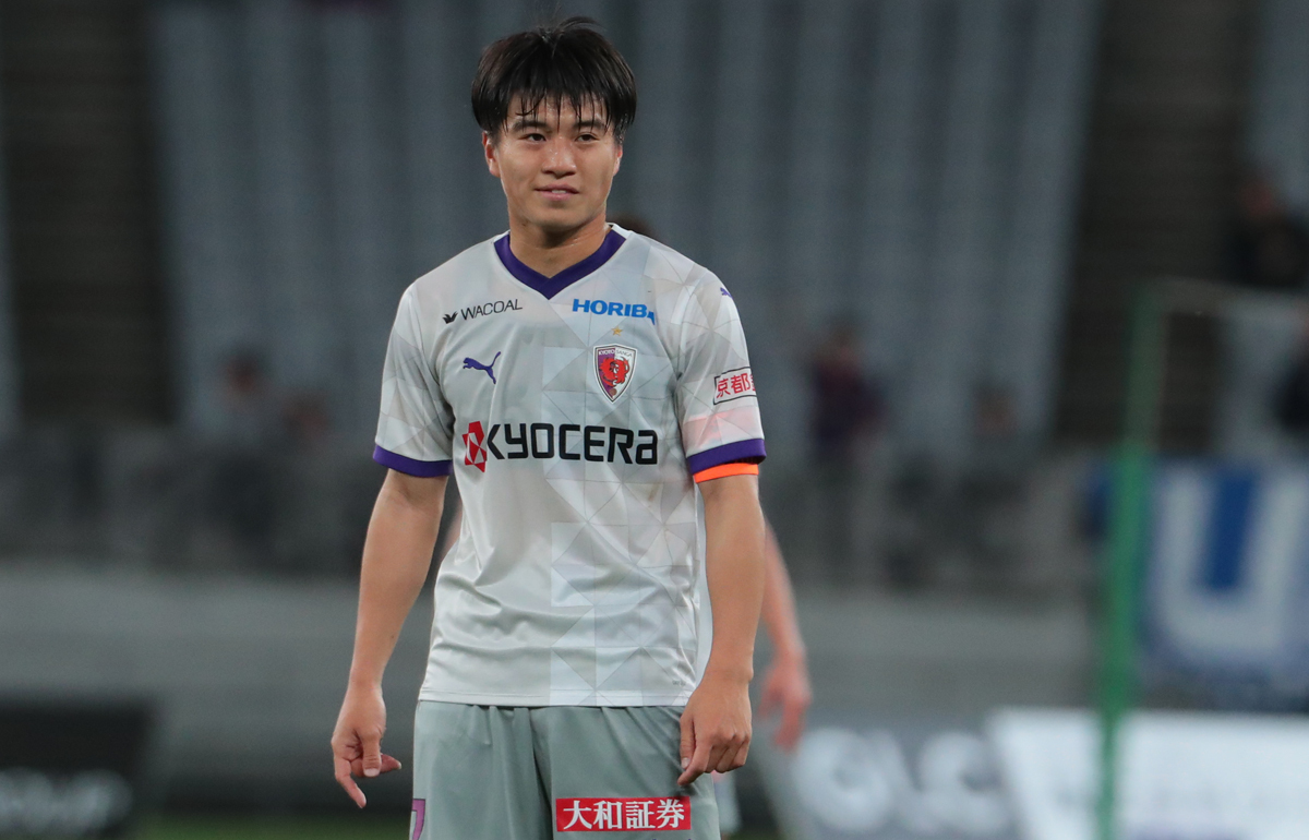 京都が新年早々の契約更新！ キャプテンMF川﨑颯太、MF平戸太貴